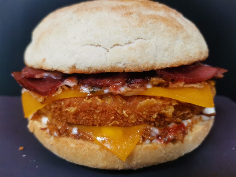 CHICKEN CHEESE BACON